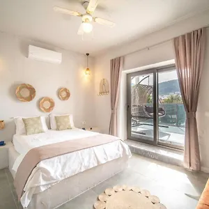 Güney'in 5 Odası Datça